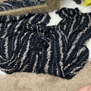 Black and grey color flowy pants high waisted pants